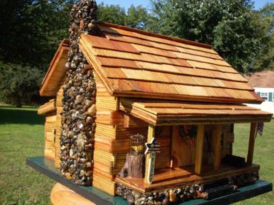 Log Cabin Bird Houses