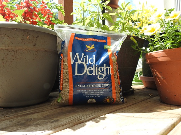 Wild Delight Fine Sunflower Chips bird seed bag